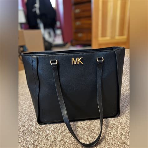 Michael Michael Kors Sylvia Medium Leather Tote 